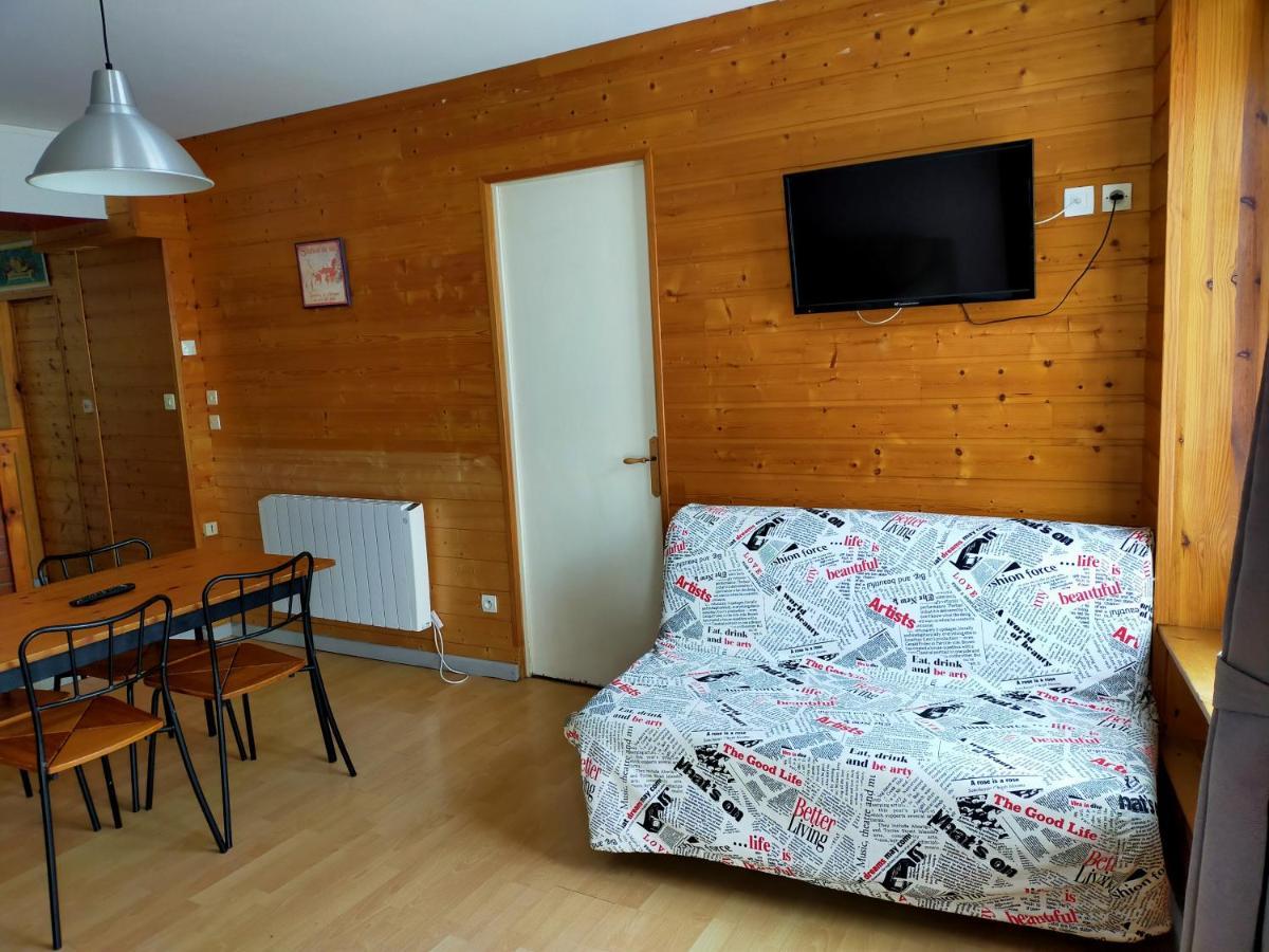 Agreable Appartement De 48 M² En Rdc 拉布尔布勒 外观 照片